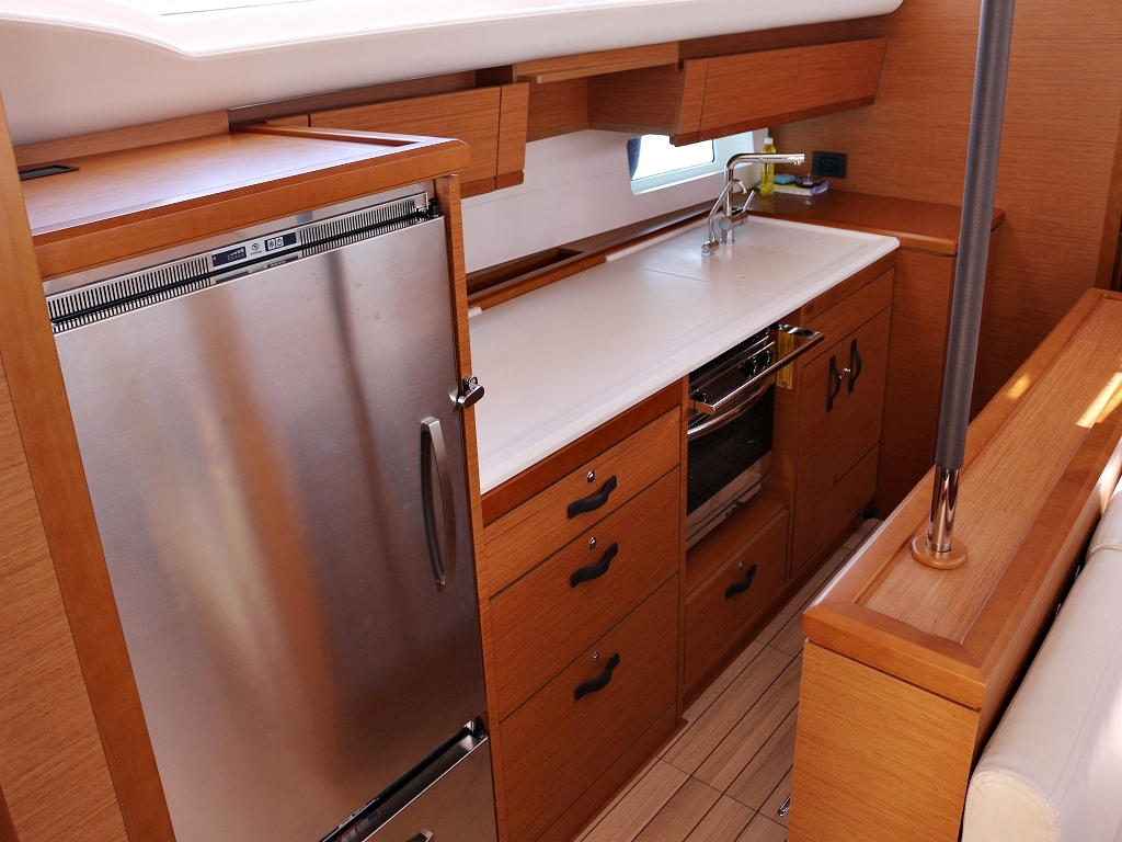 Jeanneau 54 - 6 cab. — photo 8