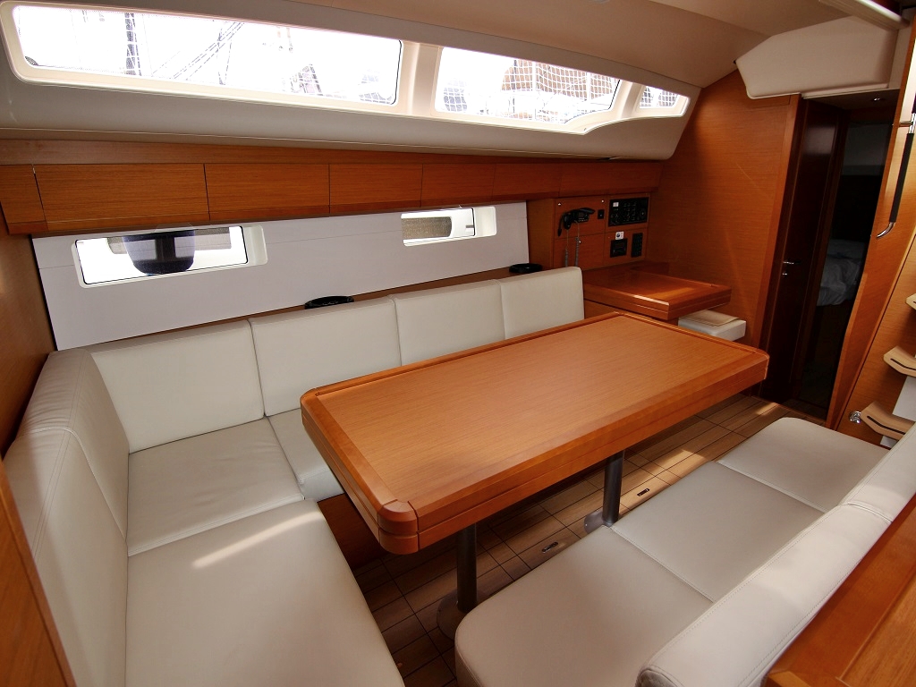 Jeanneau 54 - 6 cab. — photo 12