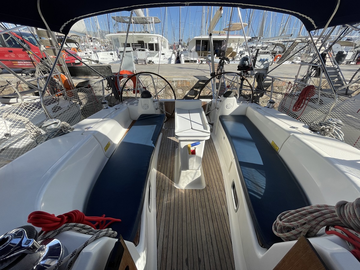 Bavaria 40 Cruiser — photo 5