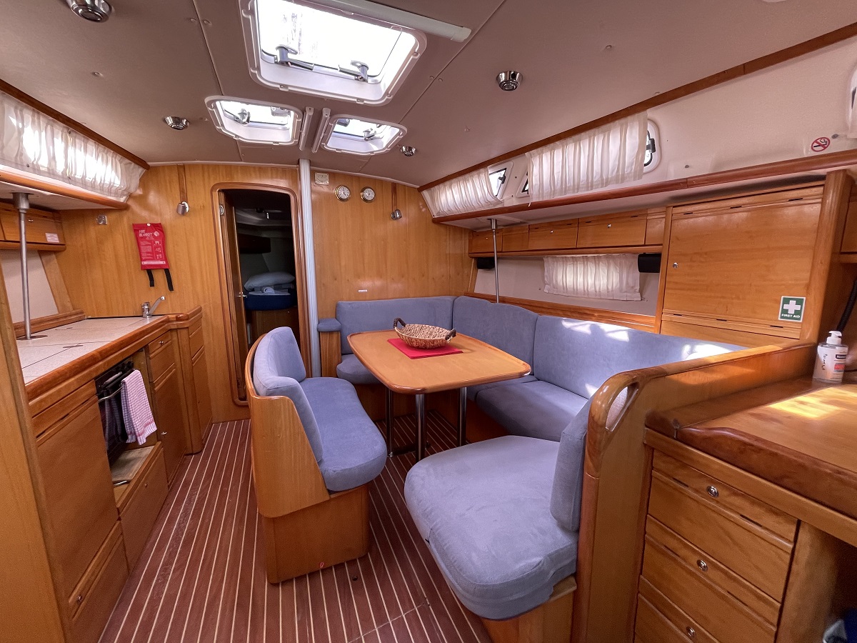 Bavaria 40 Cruiser — photo 16