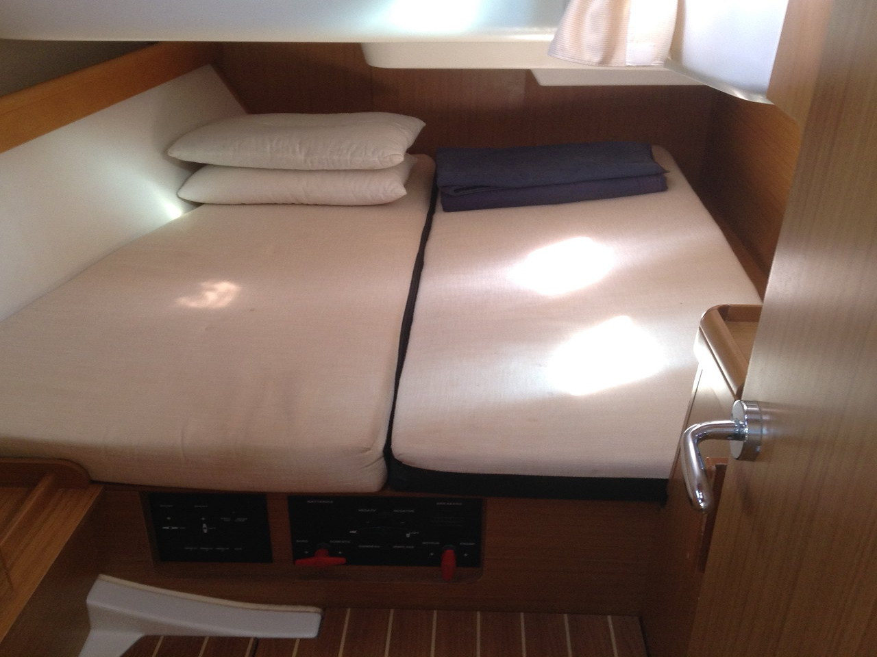 Sun Odyssey 42i — photo 7