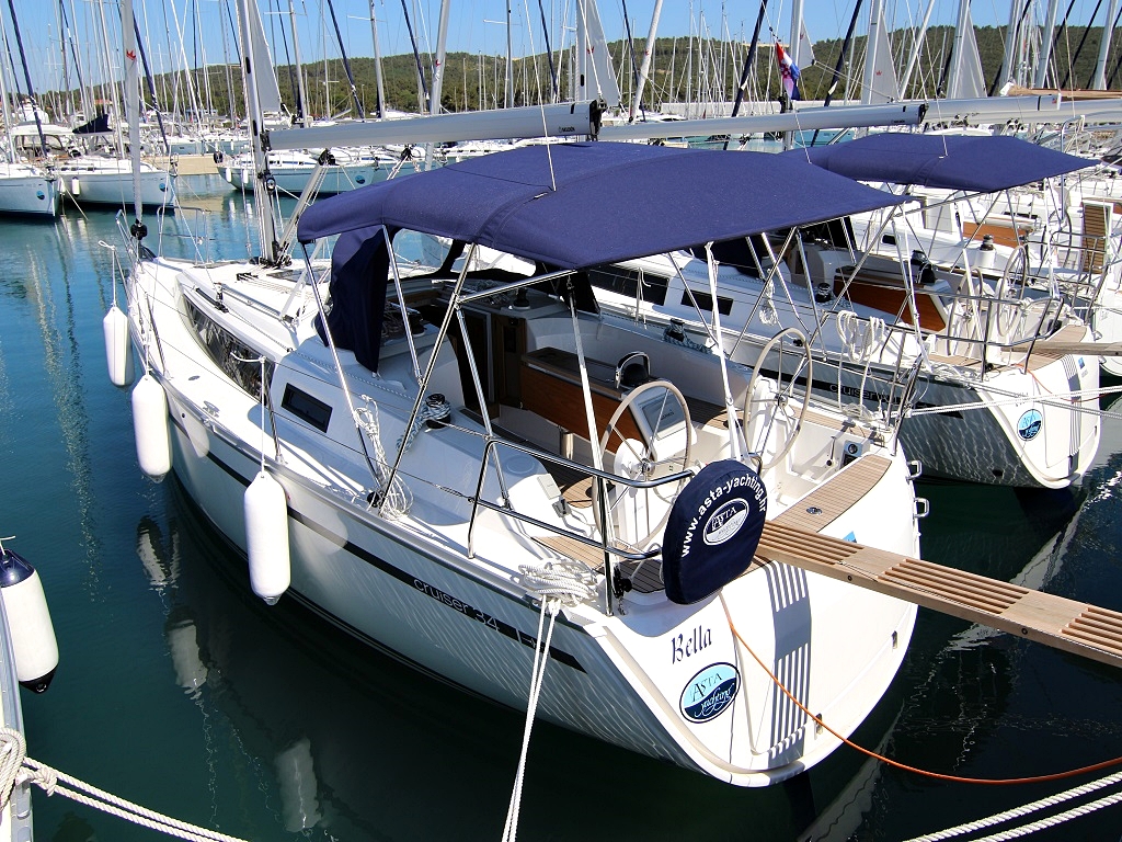 Bavaria Cruiser 34 — photo 7