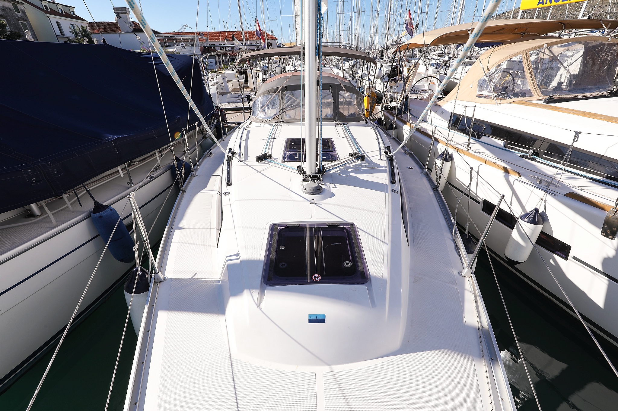 Bavaria Cruiser 34 — photo 9