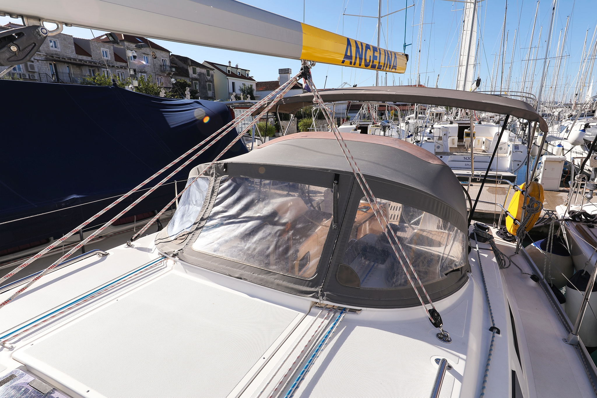 Bavaria Cruiser 34 — photo 10