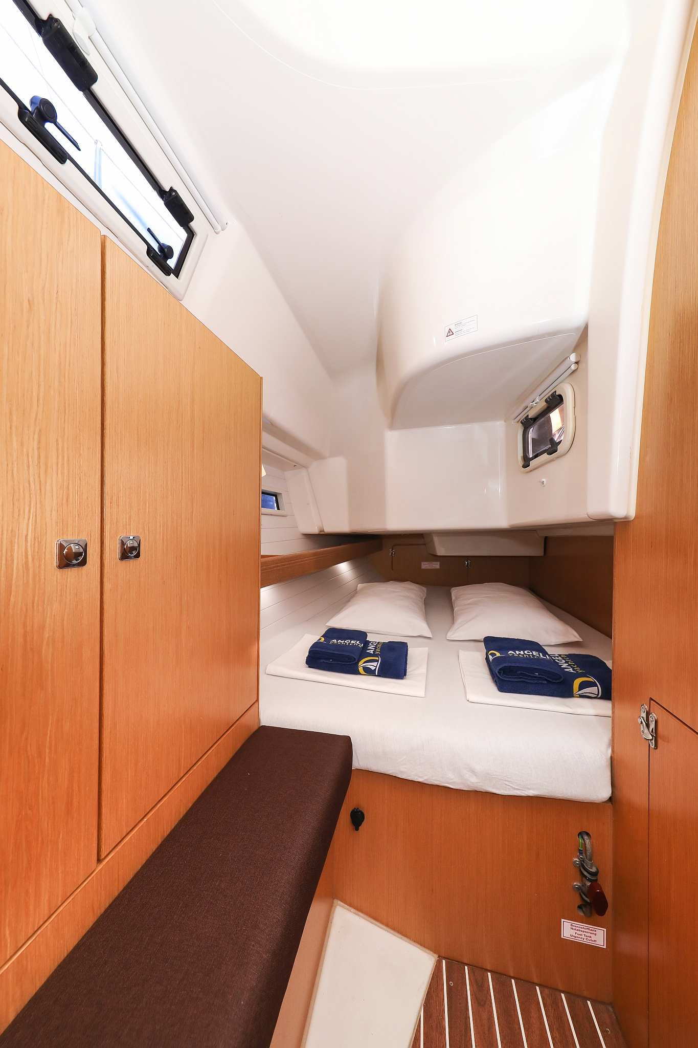 Bavaria Cruiser 34 — photo 22