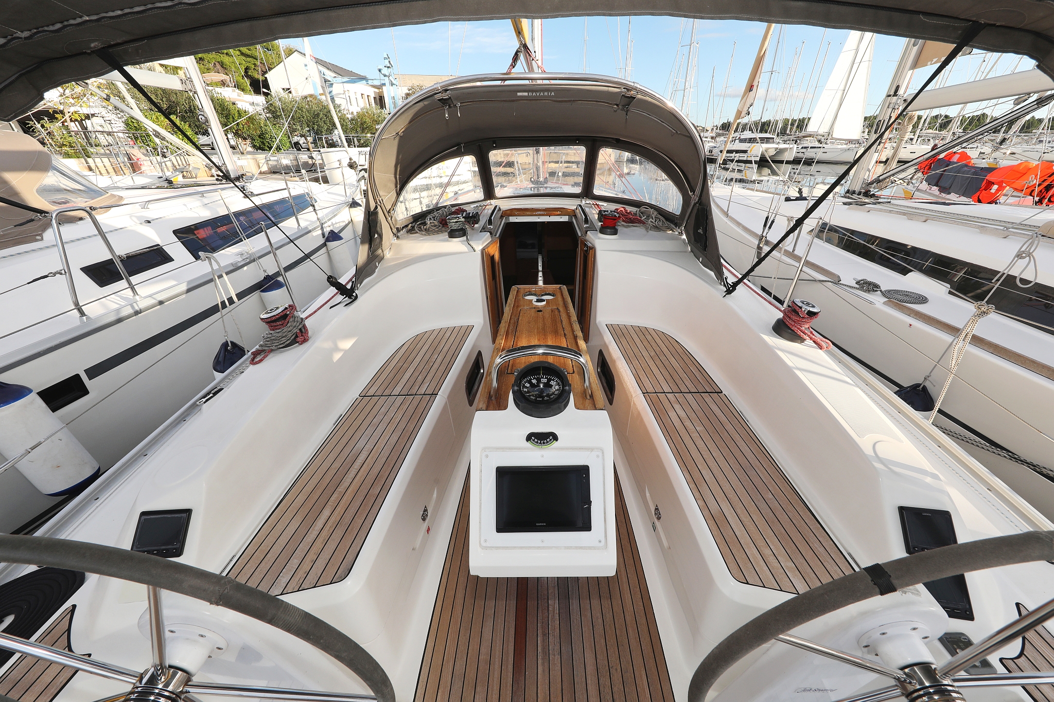 Bavaria Cruiser 34 — photo 6