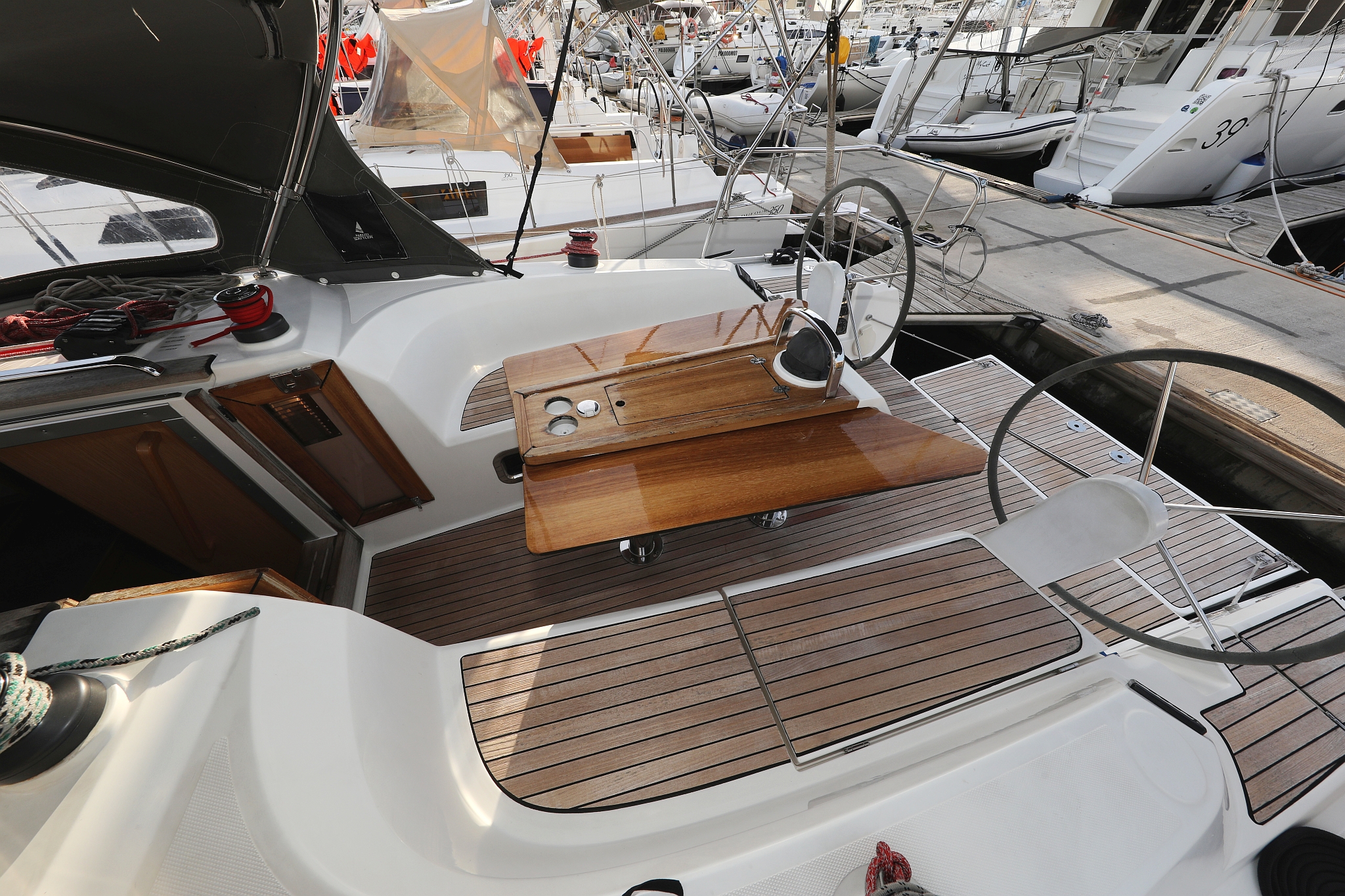 Bavaria Cruiser 34 — photo 8