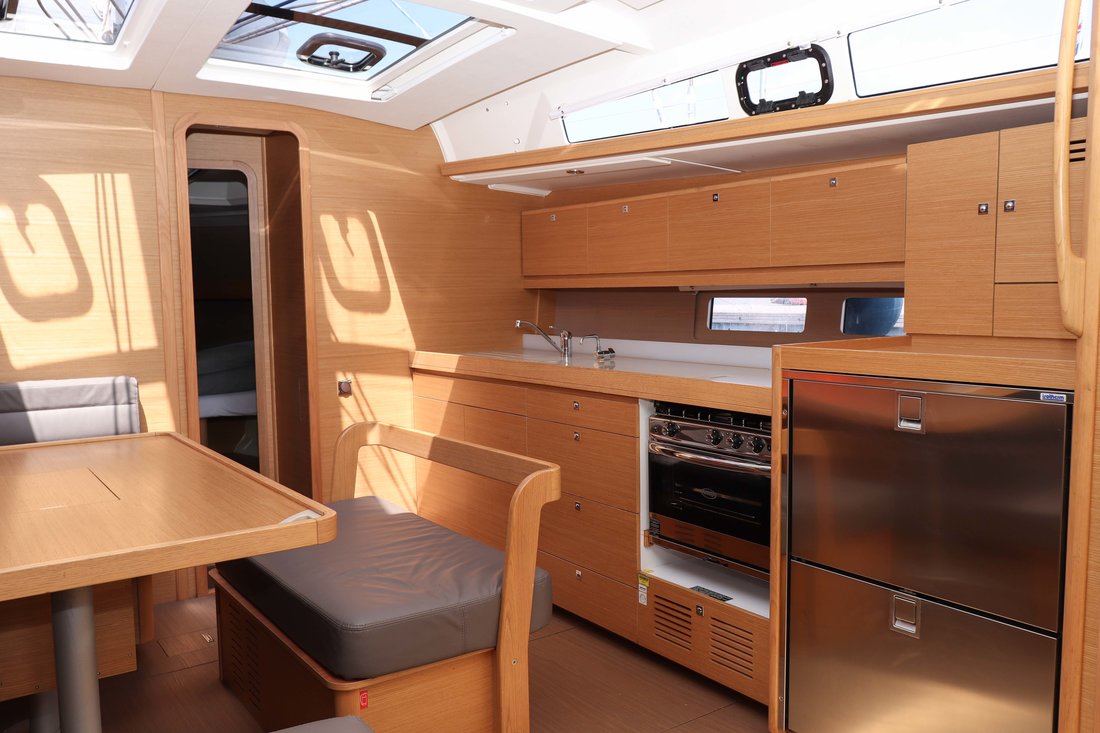 Dufour 460 GL — photo 12