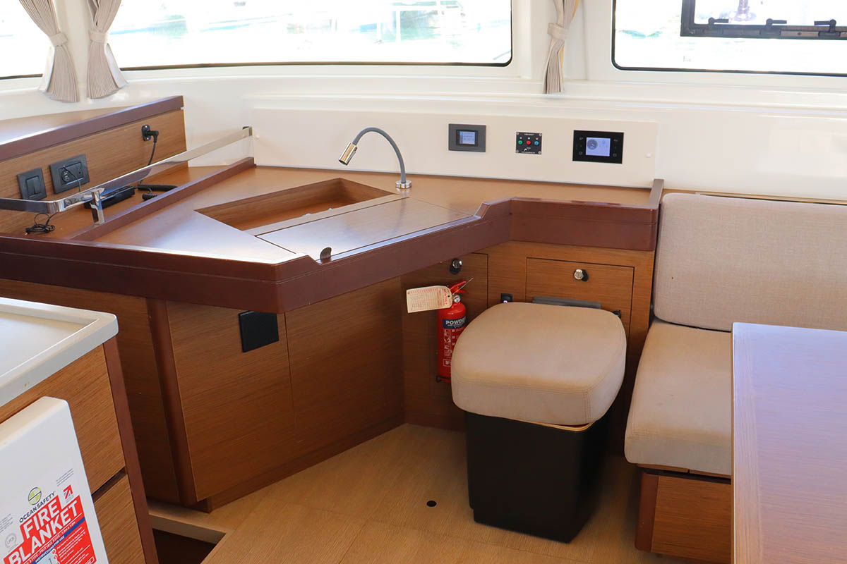 Lagoon 46 - 4 + 2 cab. — photo 14