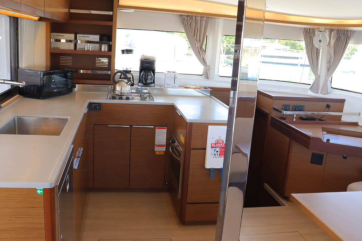 Lagoon 46 - 4 + 2 cab. — photo 15