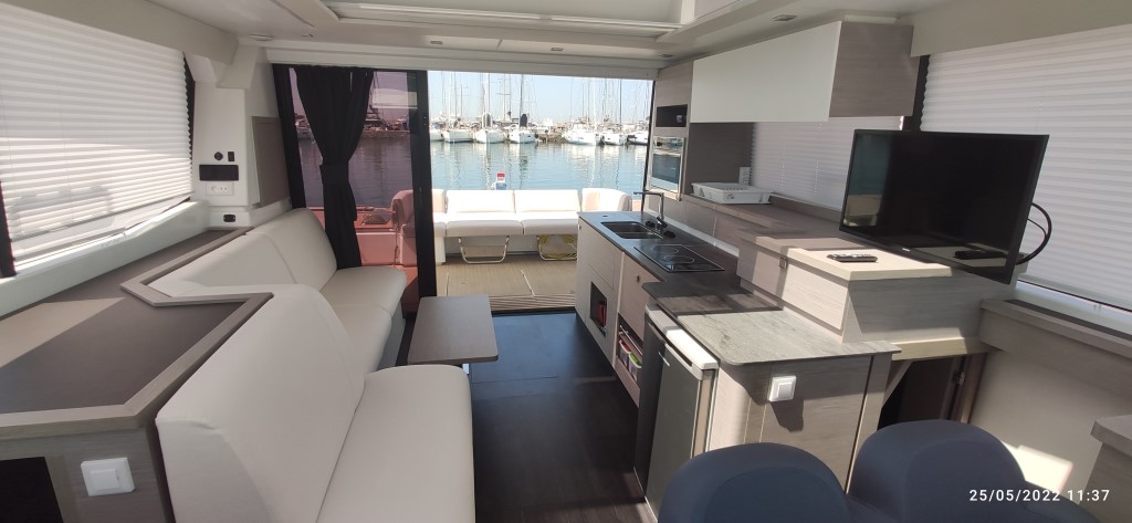 Motor Yacht 4.S — photo 20