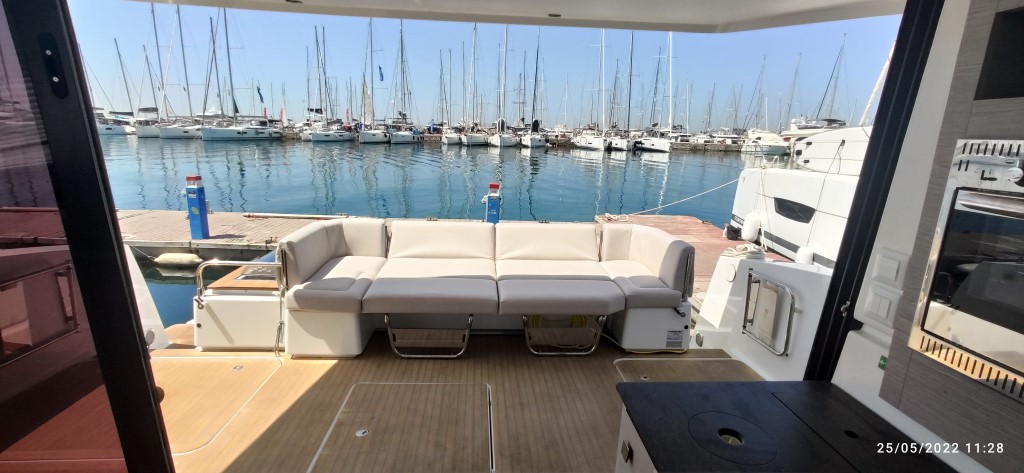 Motor Yacht 4.S — photo 1