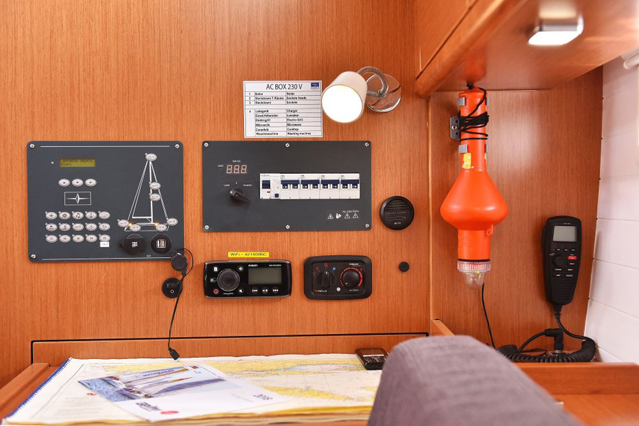 Bavaria Cruiser 37 - 3 cab. — photo 13