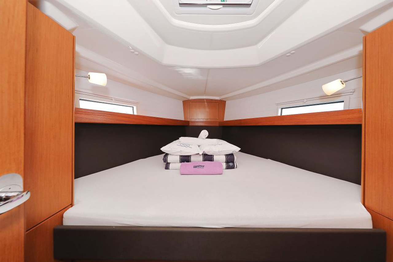 Bavaria Cruiser 37 - 3 cab. — photo 19