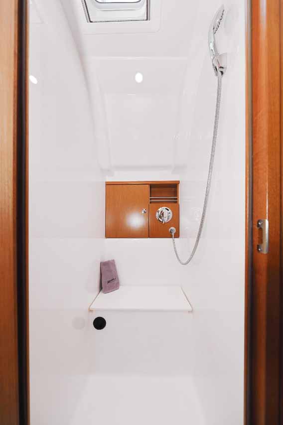 Bavaria Cruiser 51 — photo 25