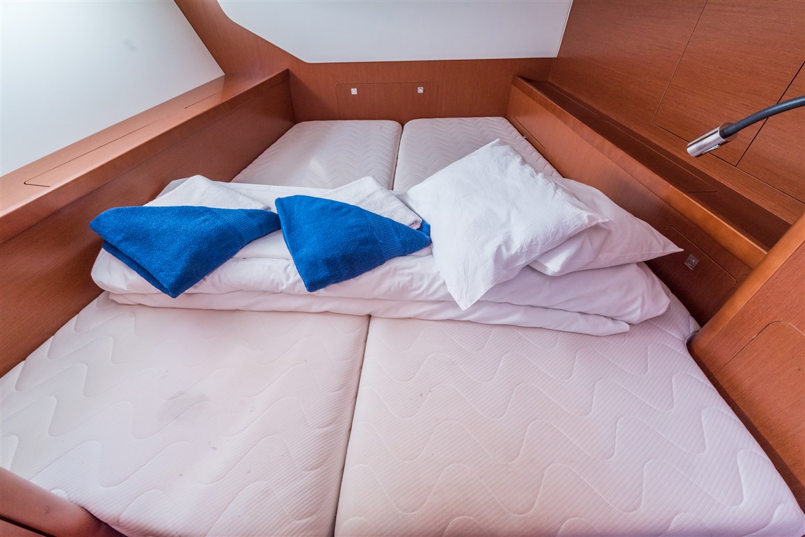 Oceanis 45 - 4 cab. — photo 26