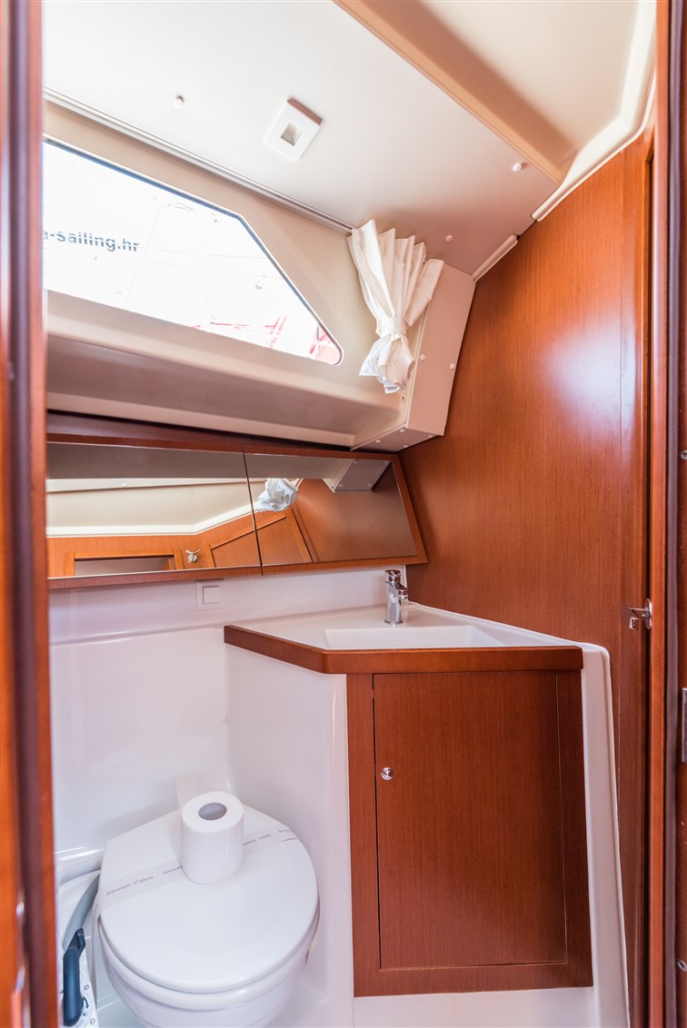 Oceanis 41.1 — photo 28