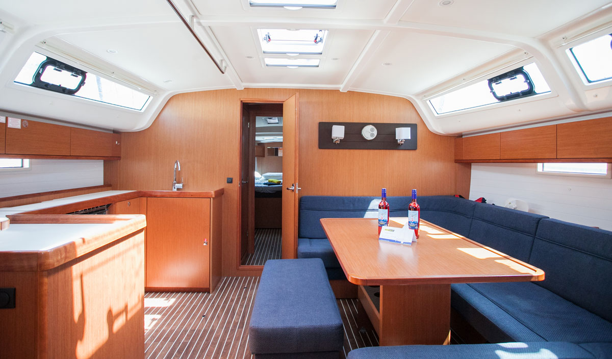 Bavaria Cruiser 51 — photo 9