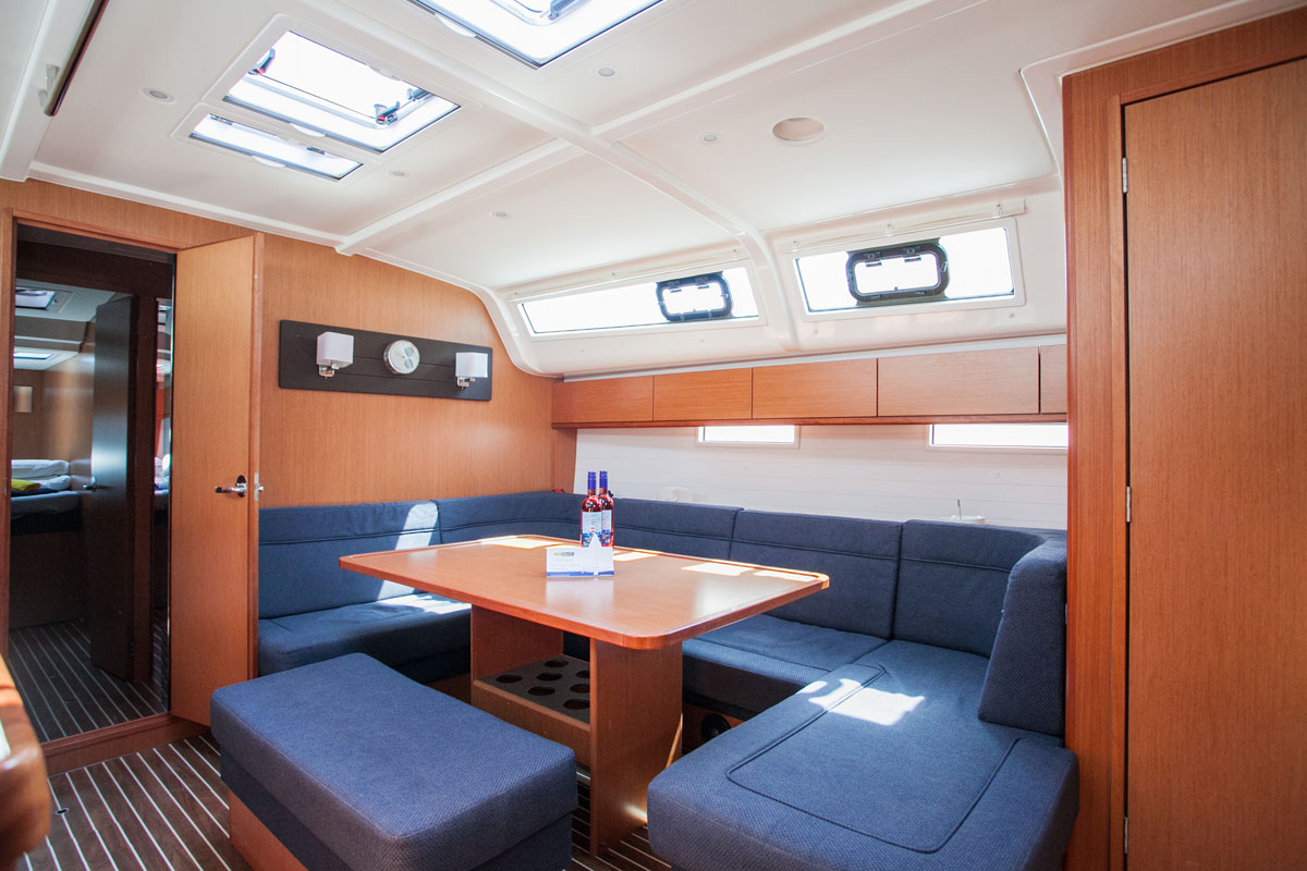 Bavaria Cruiser 51 — photo 14