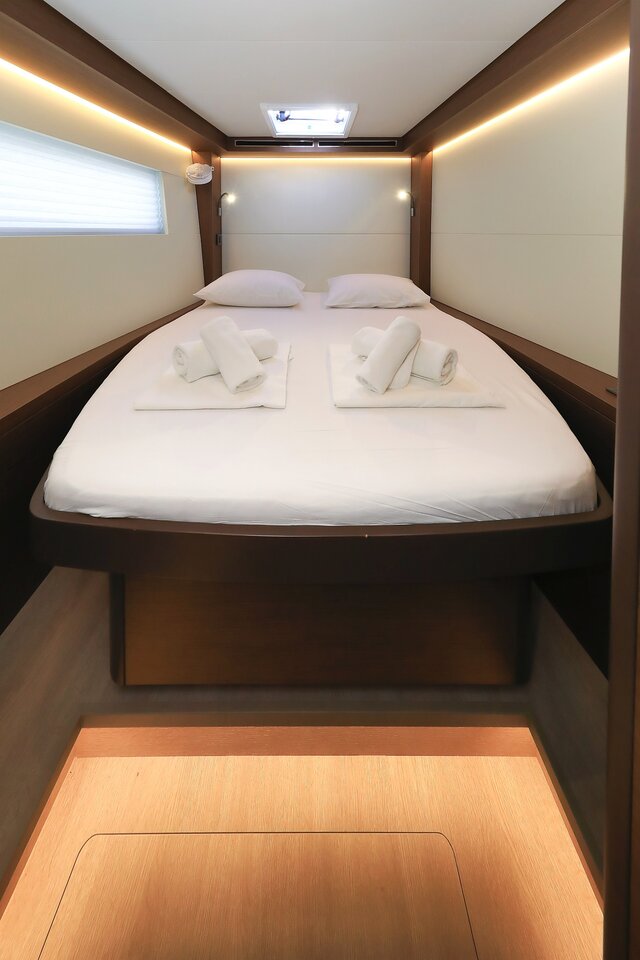 Lagoon 50 - 6 + 1 cab. — photo 25