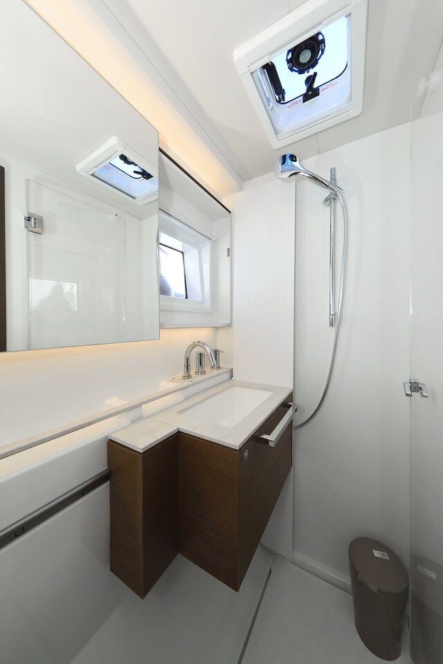 Lagoon 50 - 6 + 1 cab. — photo 25
