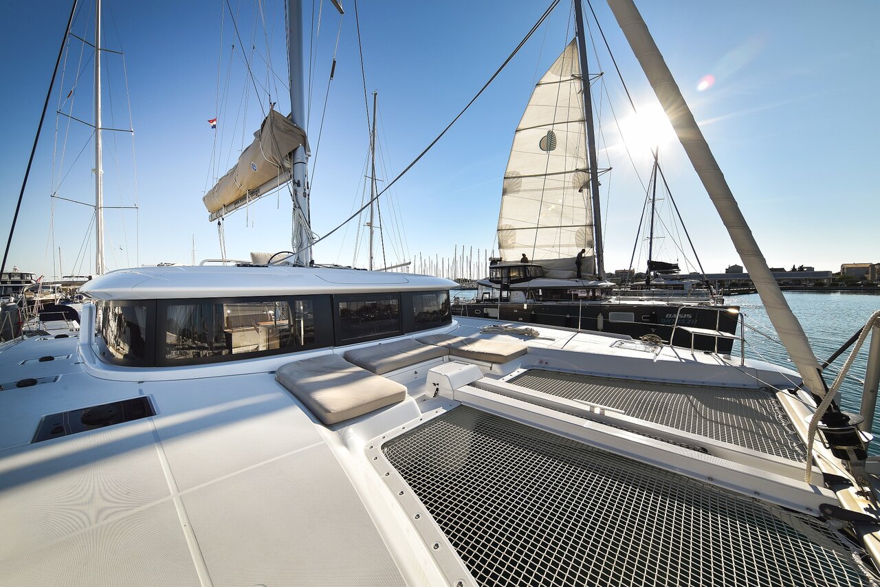 Lagoon 46 - 4 + 2 cab. — photo 9