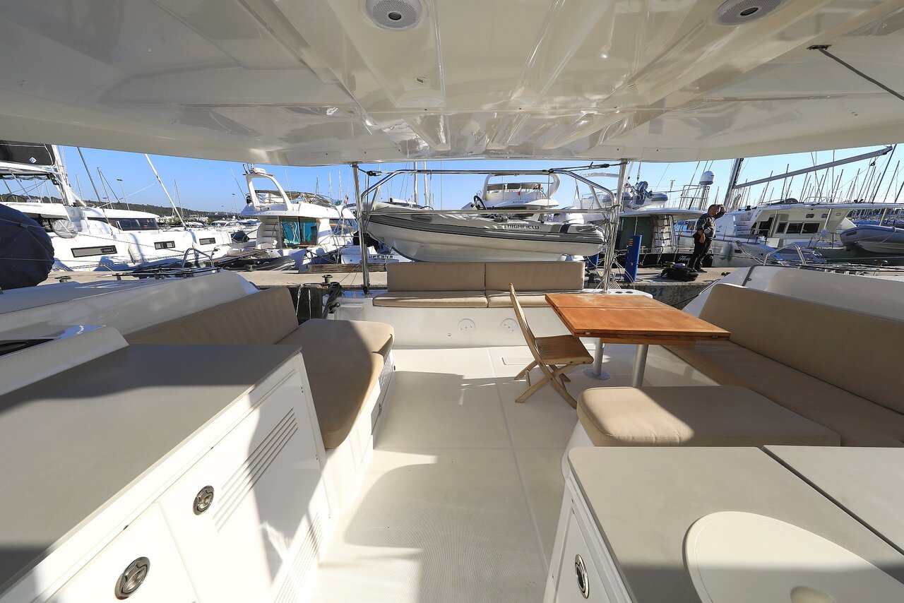Lagoon 46 - 4 + 2 cab. — photo 18