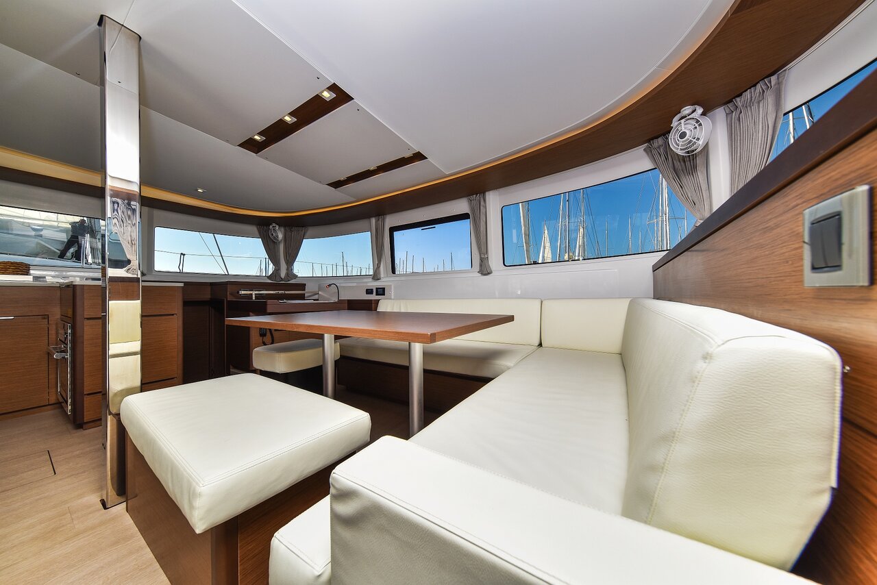 Lagoon 46 - 4 + 2 cab. — photo 21