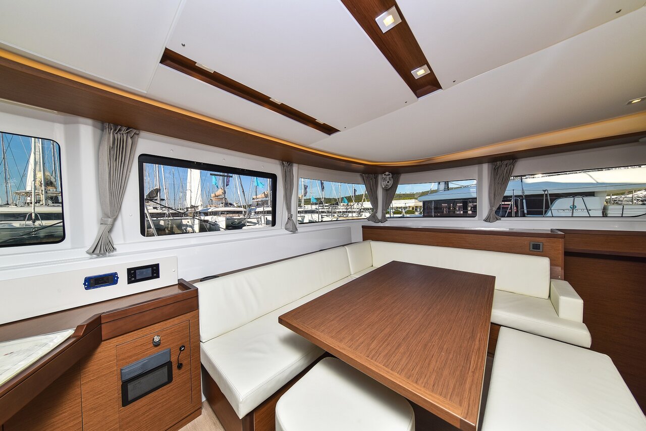 Lagoon 46 - 4 + 2 cab. — photo 22