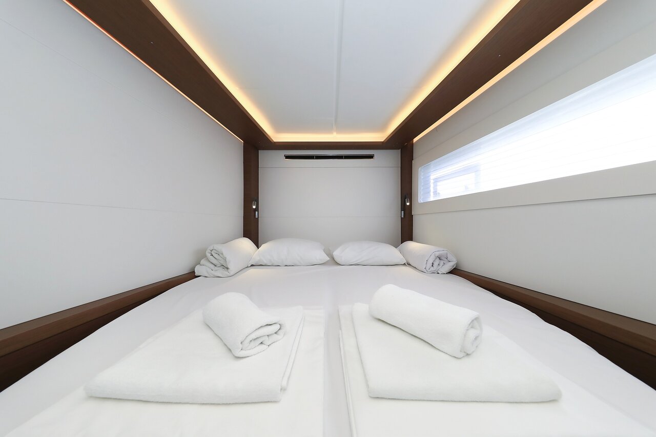 Lagoon 46 - 4 + 2 cab. — photo 22
