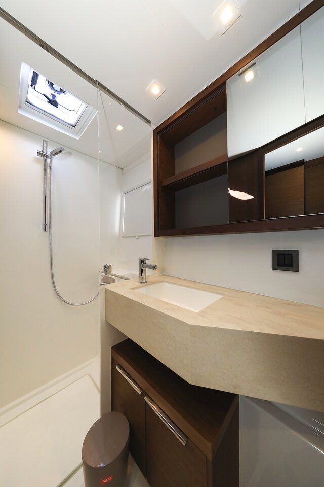 Lagoon 46 - 4 + 2 cab. — photo 25