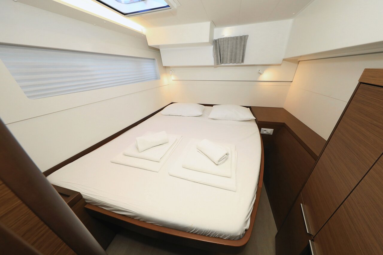 Lagoon 40 - 4 + 2 cab — photo 25