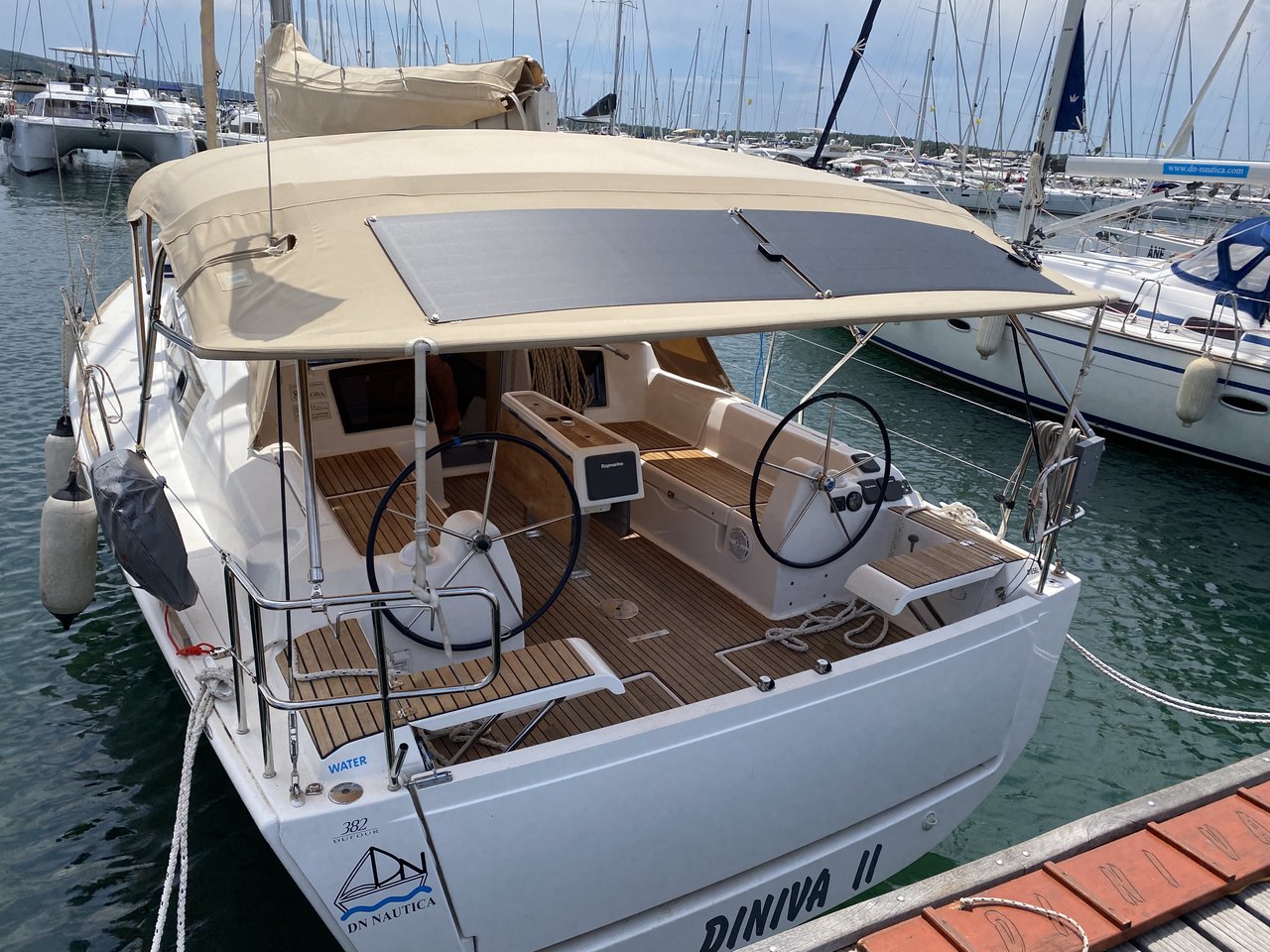Dufour 382 GL — photo 7