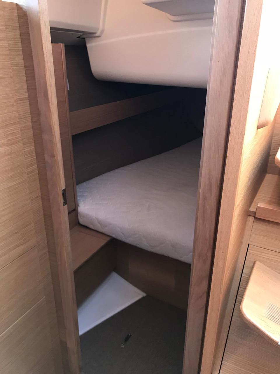 Dufour 382 GL — photo 11