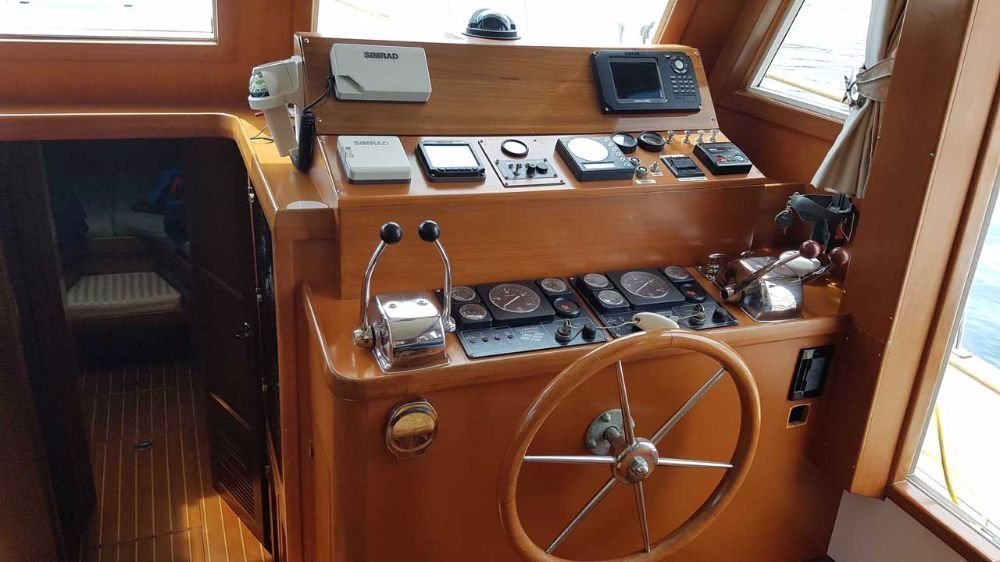 Trawler HAMPTON 42 — photo 25