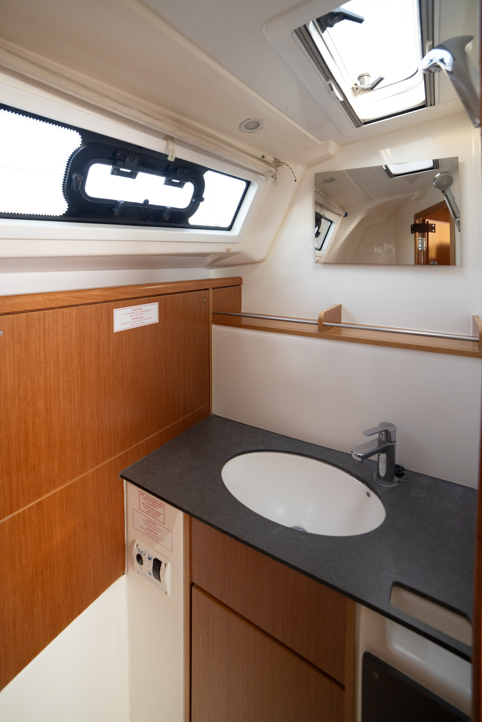 Bavaria Cruiser 37 - 3 cab. — photo 19