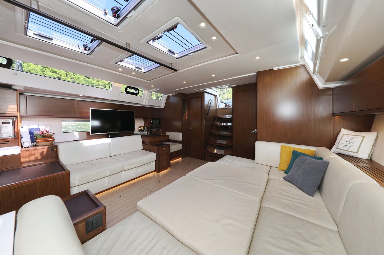 Bavaria C57 - 3 + 1 cab. — photo 8