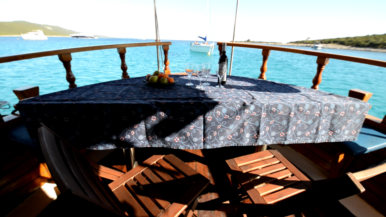 Yacht LUKA — photo 4