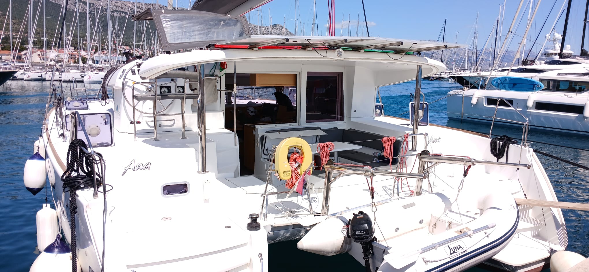 Lagoon 400 S2 - 4 + 2 cab. — photo 12