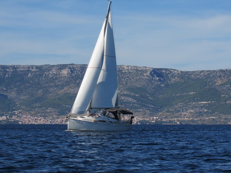 Bavaria 31 Cruiser — photo 3