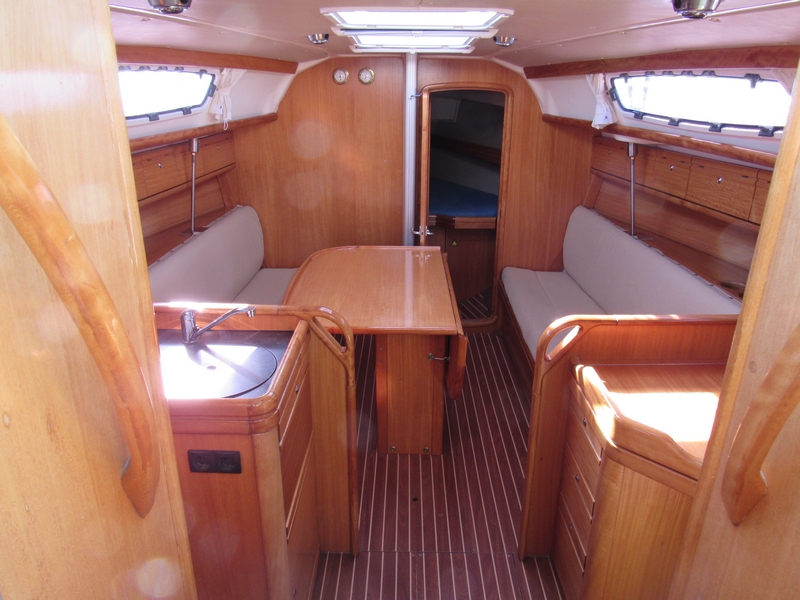 Bavaria 31 Cruiser — photo 10