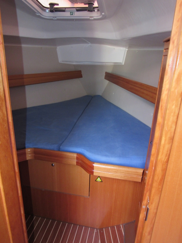 Bavaria 31 Cruiser — photo 11