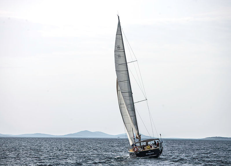 Dufour Exclusive 56 - 4 + 1 cab. — photo 10