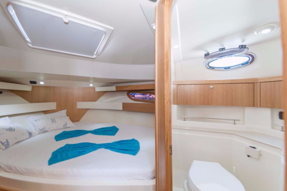 Adriana 36 — photo 20