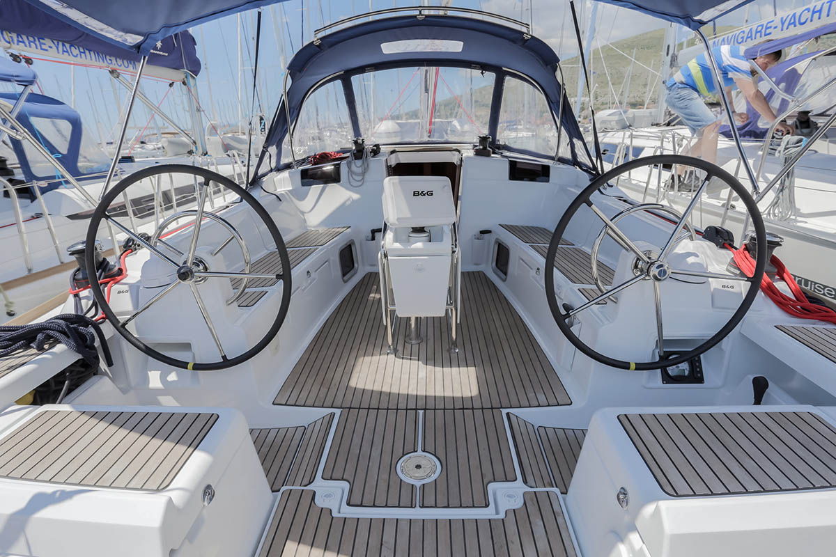 Sun Odyssey 449 — photo 3
