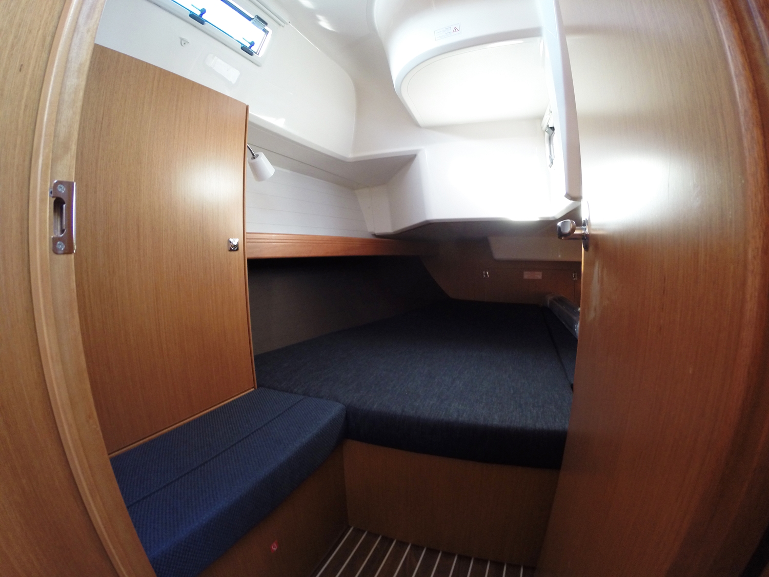 Bavaria Cruiser 37 - 3 cab. — photo 9