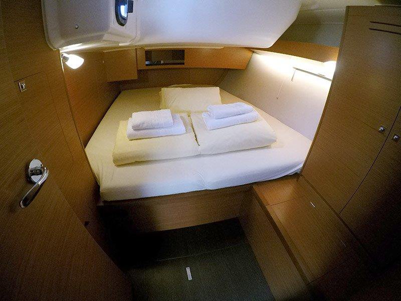 Dufour 430 GL — photo 20