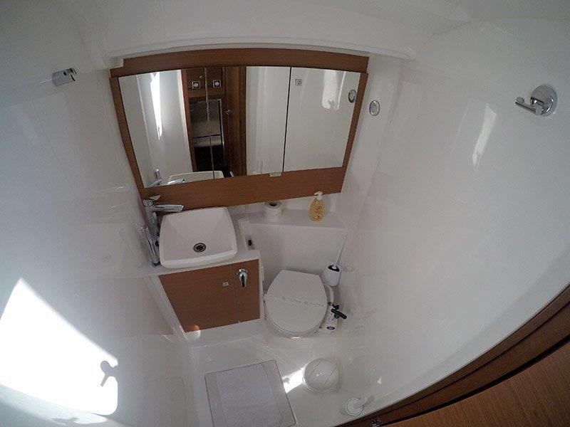Dufour 430 GL — photo 23