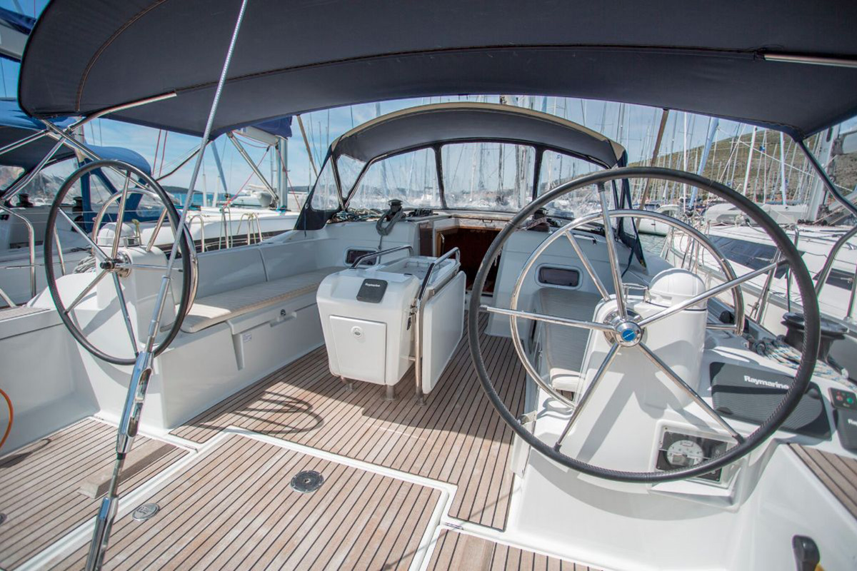 Sun Odyssey 509 - 5 + 1 cab. — photo 4