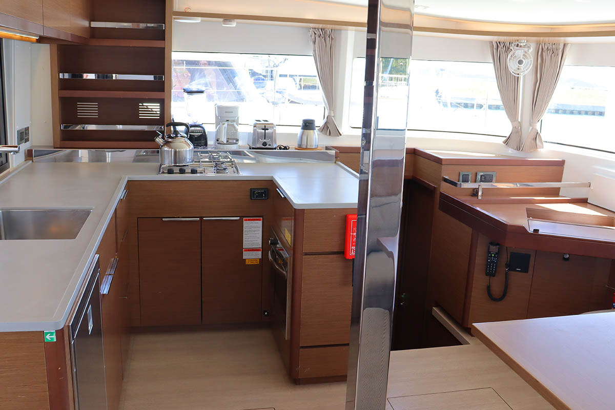 Lagoon 46 - 4 cab. — photo 2